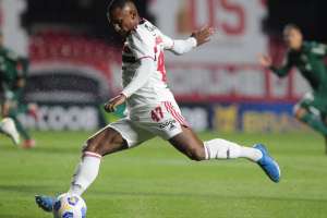 São Paulo revela estiramento muscular em jovem atacante, que será desfalque na Copa do Brasil