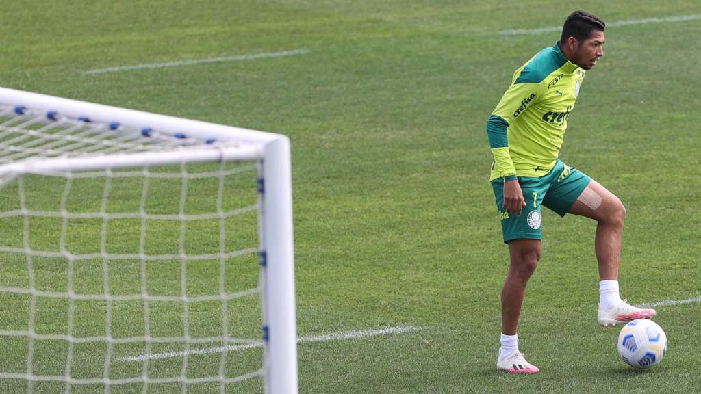 Rony e Luiz Adriano treinam e viram opção para Abel Ferreira no Palmeiras