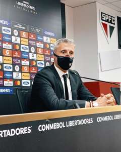 Libertadores: 'São favoritos, mas nós acreditamos', projeta Crespo sobre jogo no Allianz Parque