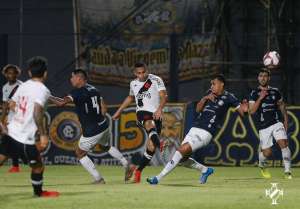 Remo 2 x 1 Vasco - Sistema defensivo falha demais e Vasco perde em Belém