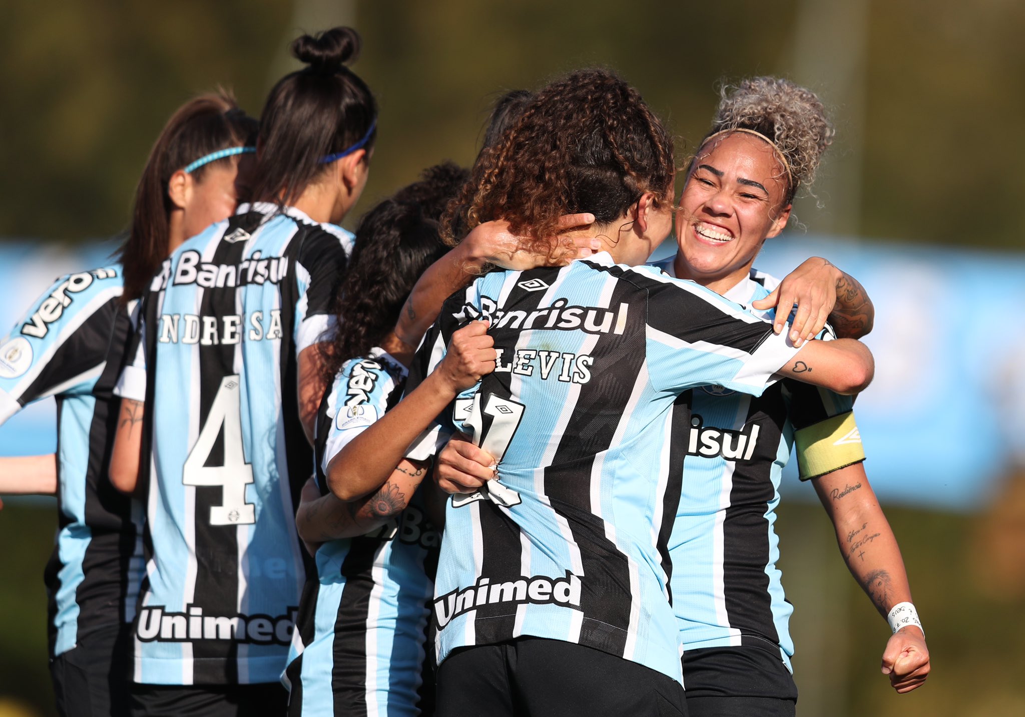 BRASILEIRO FEMININO A1: Grêmio abre vantagem nas quartas diante do Palmeiras