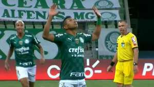 Atacante do Palmeiras celebra gol após jejum de três meses e diz esperar 'vacilo' do Atlético-MG