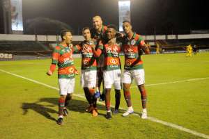 Portuguesa-SP 2 x 0 Madureira-RJ - Mesmo classificada, Lusa vence e volta para liderança da Série D