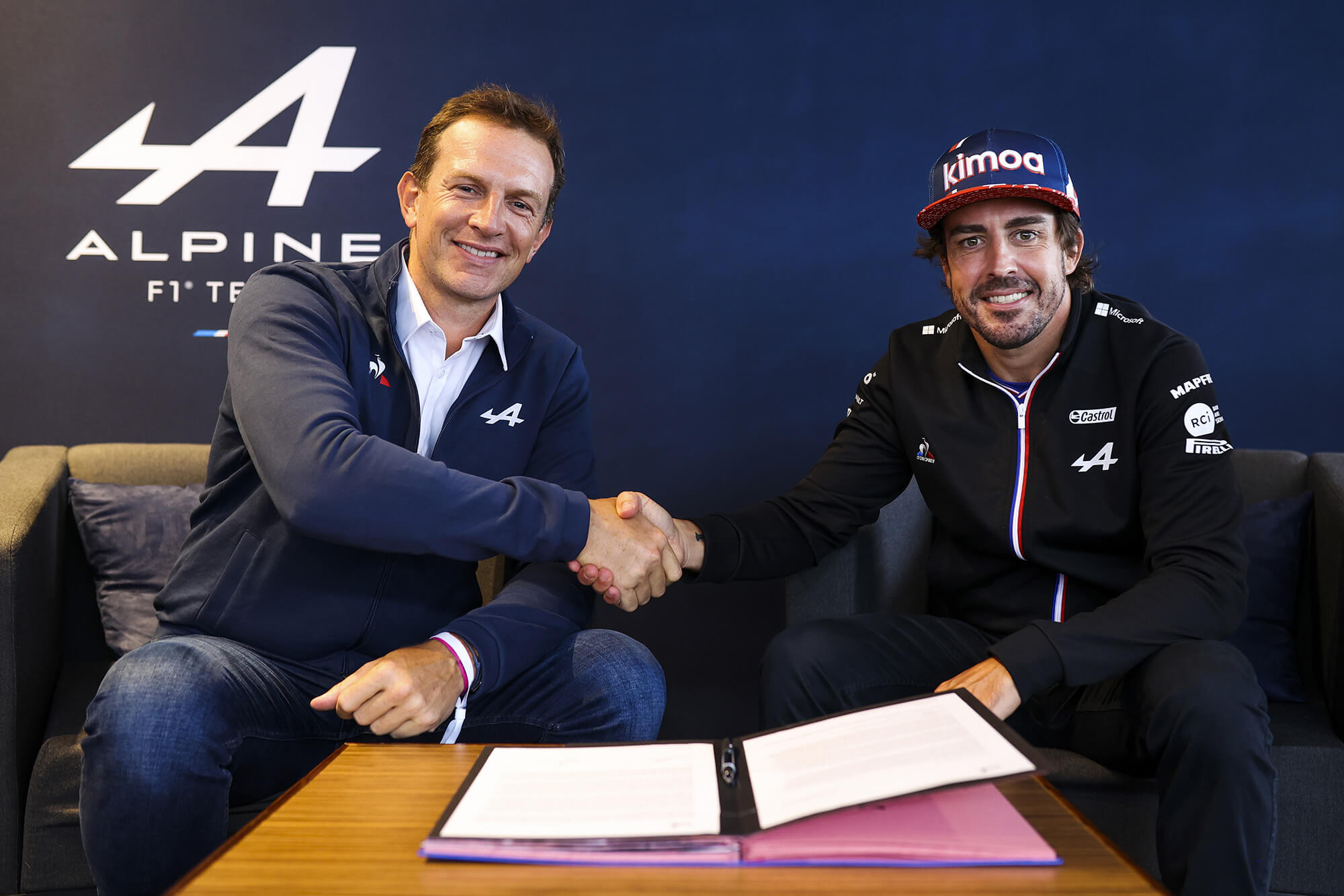 Fernando Alonso renova com Alpine por mais uma temporada e seguirá na F-1 em 2022