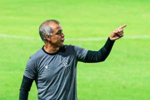 Série C: Parceiro do Figueirense banca a permanência de Jorginho e alfineta torcedores