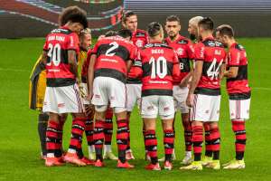 Michael minimiza goleada do Flamengo, pede calma e avisa: 