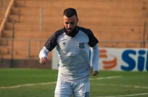 Série C: Figueirense fica a detalhes de anunciar lateral da Série A e pode ganhar volta de Garré