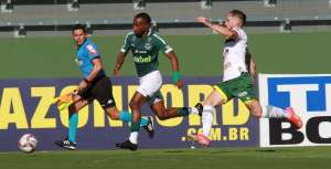 Goiás 2 x 2 Sampaio Corrêa - Esmeraldino segue empate em duelo direto, mas segue dentro do G-4