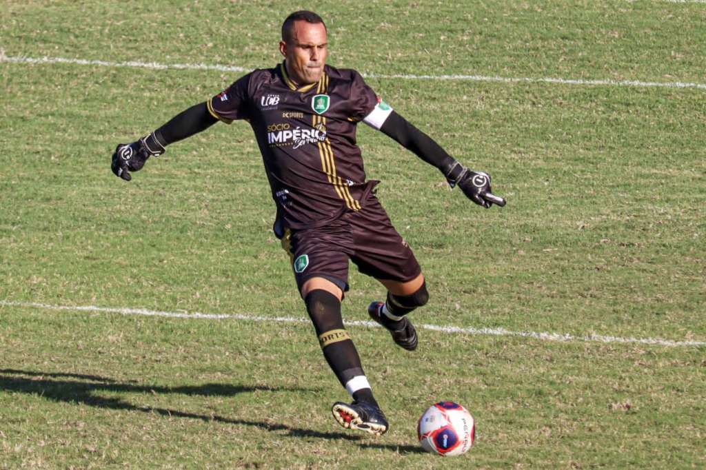 Carioca Série C: Léo Flores define jogo contra o Paduano como de ‘seis pontos’ para o Império Serrano