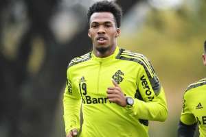 Internacional perde zagueiro 'de graça' para futebol ucraniano