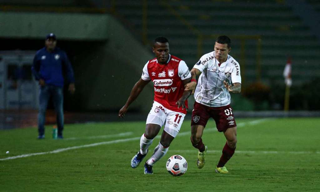 Fluminense paga R$ 3,1 milhões por meia do Santa Fe-COL