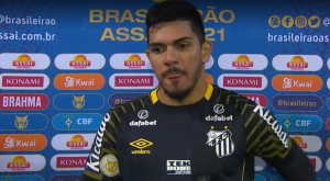 João Paulo comemora o fim do jejum santista fora de casa: 'Vai dar confiança'