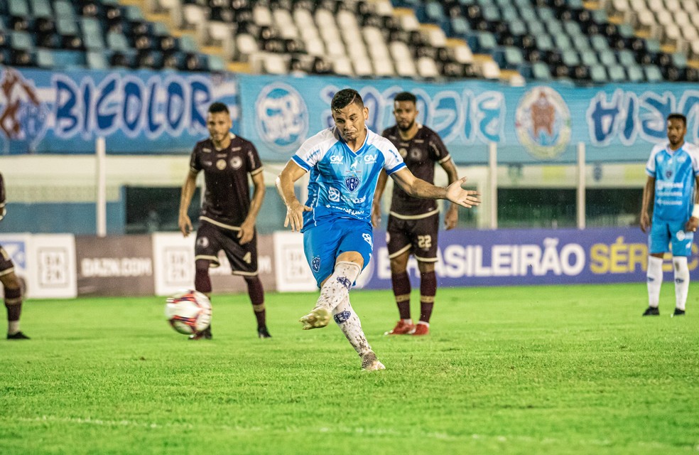 Série C: ‘Reforço da temporada’ marca pela primeira vez com o Paysandu-PA