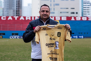 Série D: Marcílio Dias anuncia retorno de técnico campeão catarinense