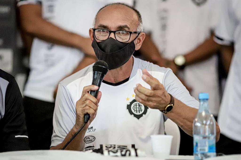 Após 20 anos, ex-Palmeiras volta ao clube em que foi campeão