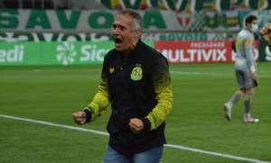 Série C: Nem sempre na qualidade, treinador valoriza o espírito do Mirassol-SP