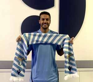 Na 1ª transação entre rivais após 40 anos, espanhol sai da Roma e vai para Lazio