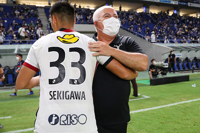 Japonês: Com dedo de brasileiro, Kashima Antlers vence fora de casa