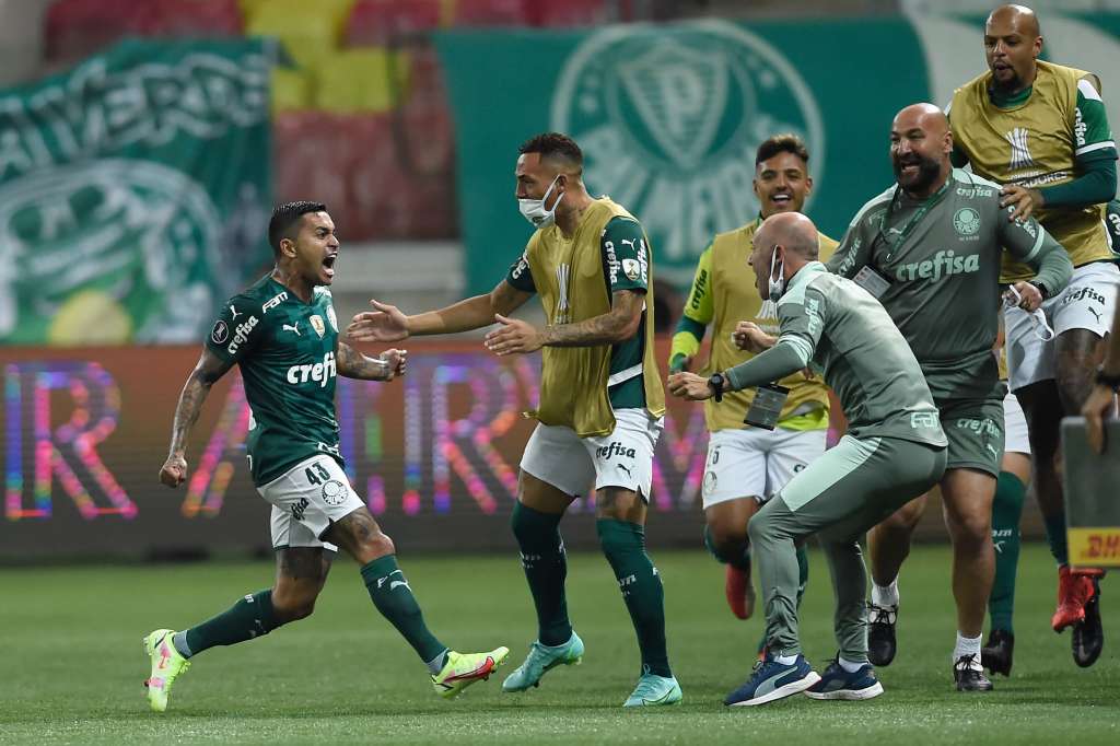 Palmeiras 3 x 0 São Paulo – Com brilho de Dudu, Verdão quebra tabu e avança à semifinal da Libertadores