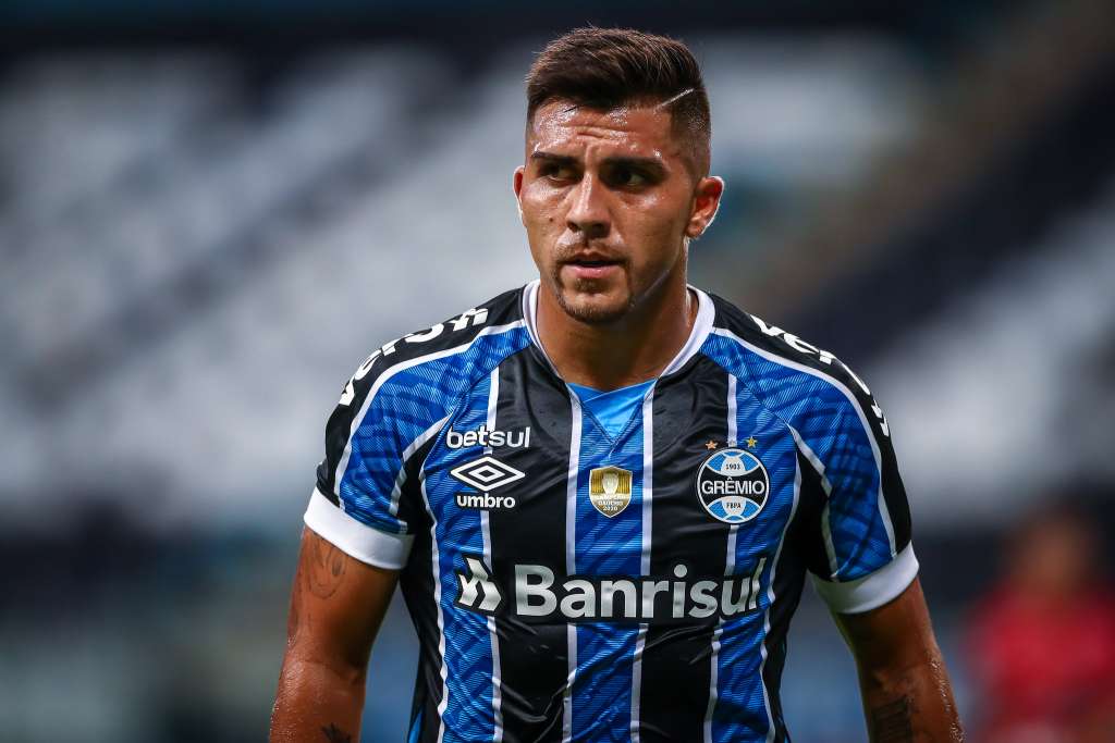 Grêmio encaminha venda de centroavante para o futebol turco