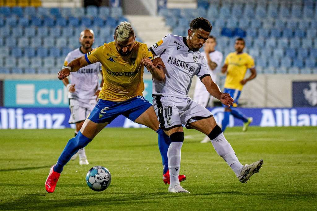 PORTUGUÊS: Só faltou o gol para uma sexta-feira digna