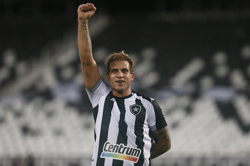 Série B: Rafael Moura comemora 1º gol e espera mais oportunidades no Botafogo