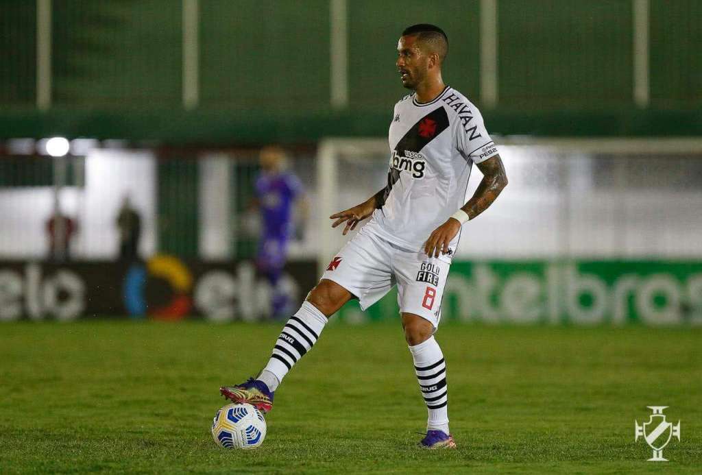 Série B: Romulo lamenta erros defensivos em derrota do Vasco
