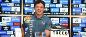 Fernando Diniz avalia chegadas de meia e de atacantes no Santos: 'Dão peso maior'