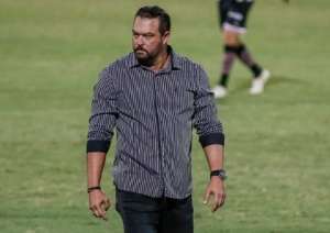 Série C: Santa Cruz-PE, enfim, vence e treinador garante: 'Grupo vem amadurecendo'