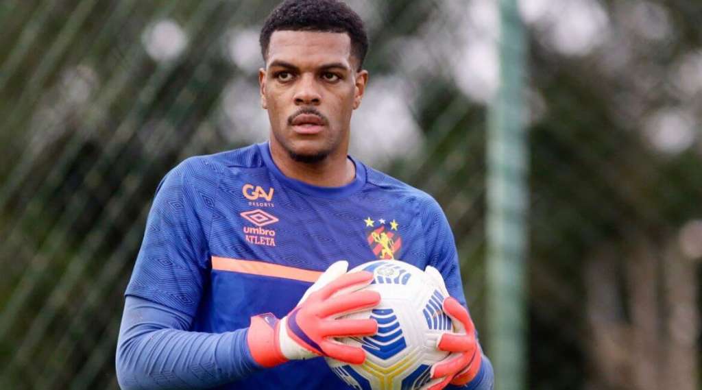 Sport anuncia contratação de ex-goleiro do Botafogo