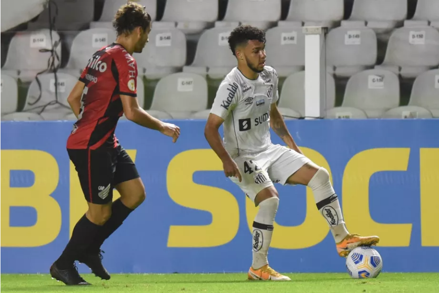 Screenshot 2021 08 24 at 17 28 59 Santos x Athletico veja os gols de Marcos Guilherme e Fernando Canesin no primeiro tempo