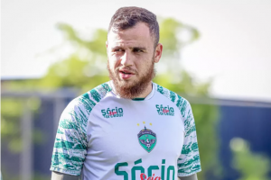 Série C: Mesmo na liderança, zagueiro pede Manaus de 'pés no chão': 'Todo jogo é uma decisão'
