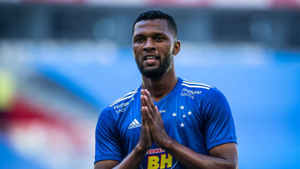 Amuleto de Luxemburgo, Thiago vira herói na vitória do Cruzeiro e enaltece grupo: “Conseguimos”