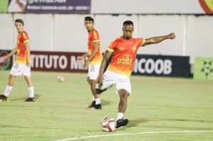 Ex-Ponte e Palmeiras, Tinga pode trocar Série B por clube da Série C