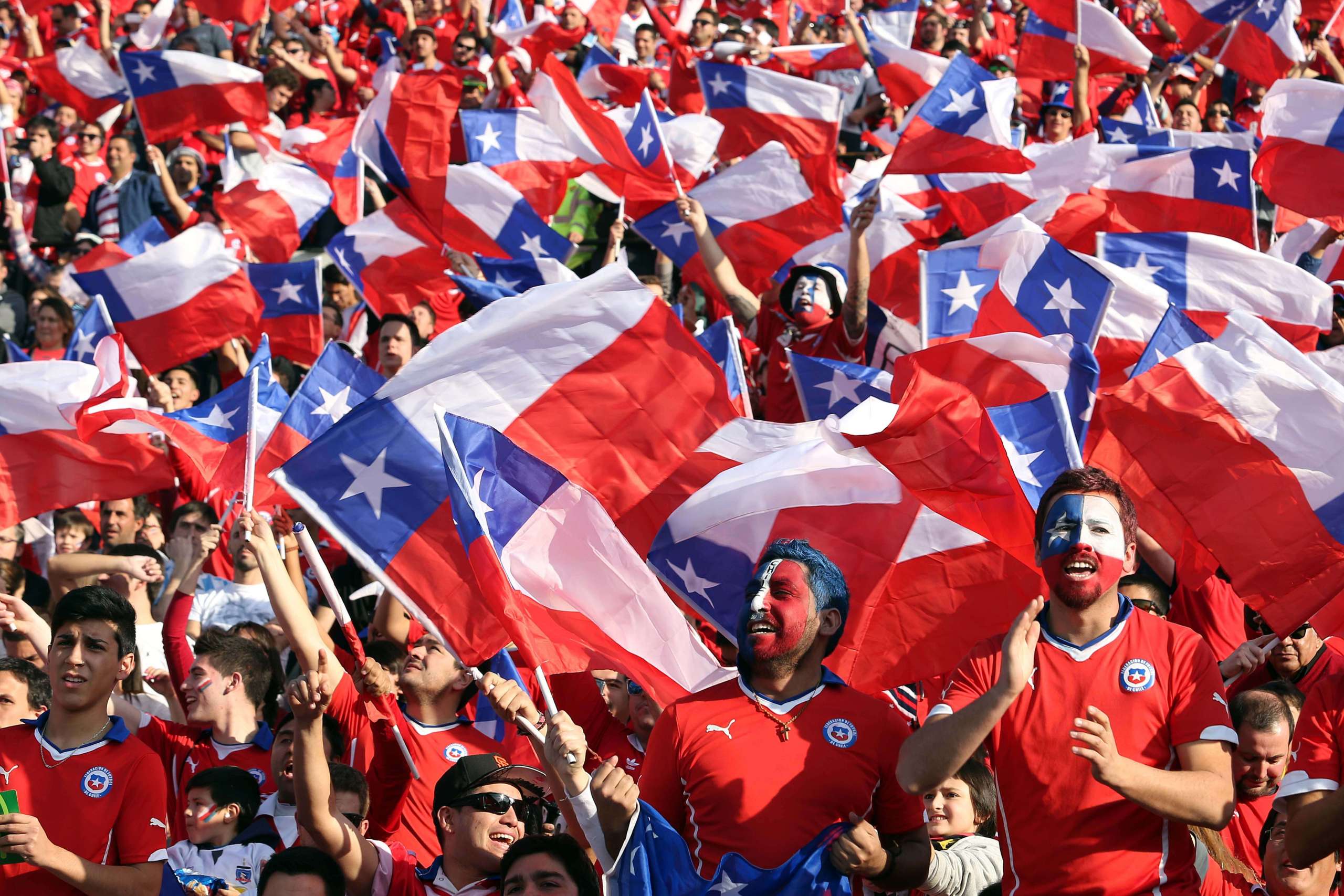 Federação libera e Chile terá público contra o Brasil nas Eliminatórias da Copa