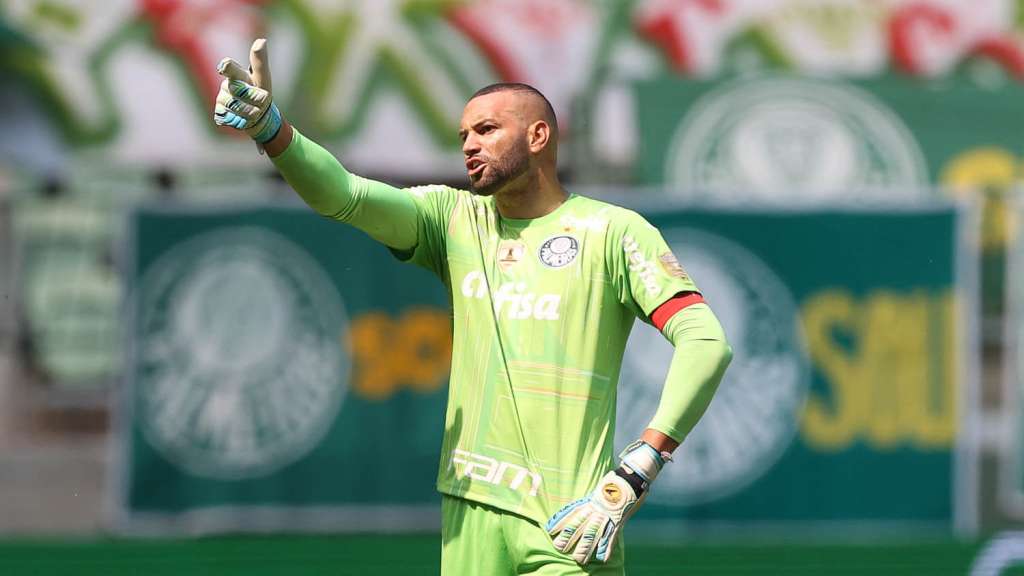 Weverton pede calma ao Palmeiras, mas cobra resposta rápida: ‘Temos de melhorar’
