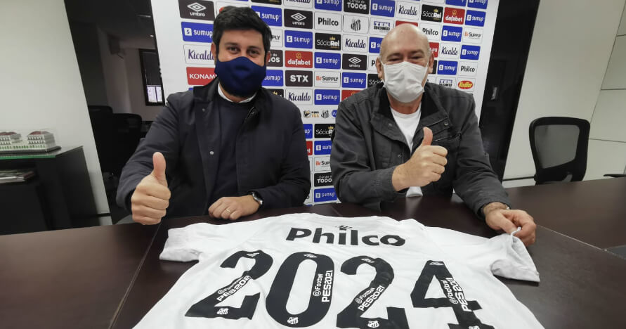 Diretoria do Santos anuncia renovação de contrato por mais três anos com a Umbro