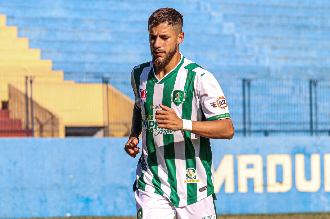 Keven pede Império Serrano tranquilo e destaca confiança para buscar acesso na Série C do Carioca