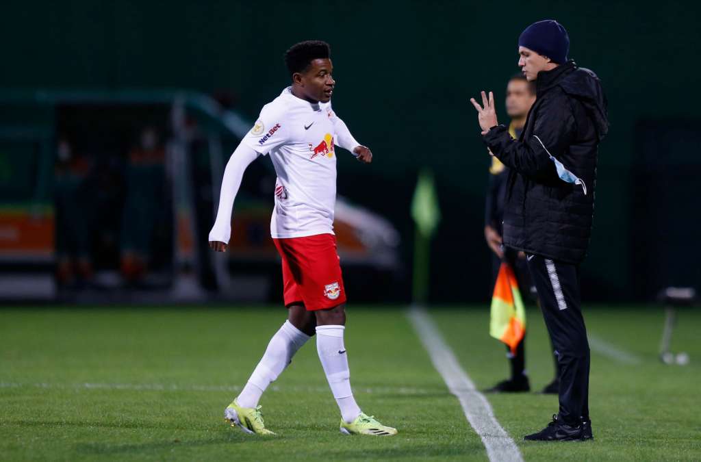 Técnico volta ao comando do Red Bull e quer time se impondo em casa