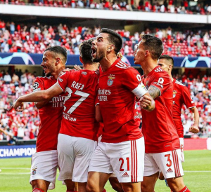 LIGA DOS CAMPEÕES: Três partidas às 16h; Benfica de Jorge Jesus tem a vantagem no jogo da volta