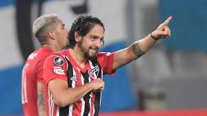 São Paulo vai ao STJD para anular expulsão de Benítez contra o Athletico-PR
