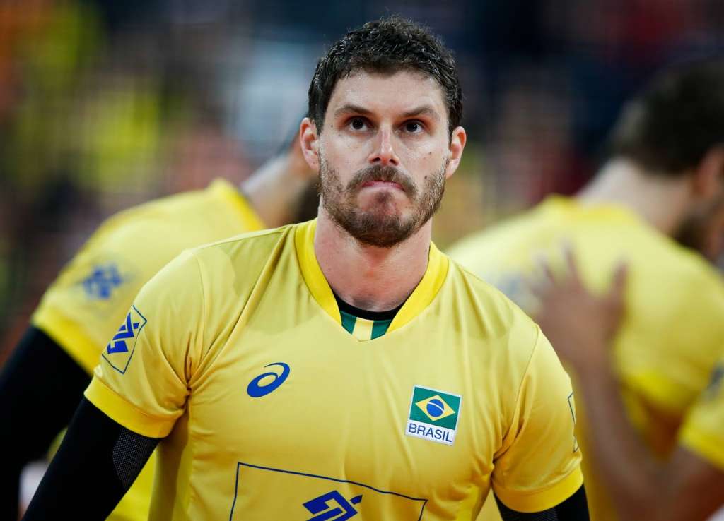 Olimpíadas: Leal e Bruninho admitem que ‘apagão’ no 3º set foi determinante para derrota da seleção brasileira de vôlei