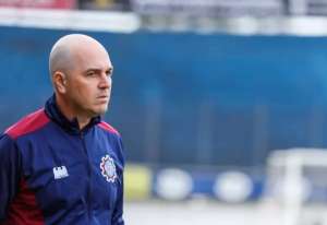 Série D: Técnico do Caxias recebe alta hospitalar e é bancado pela diretoria