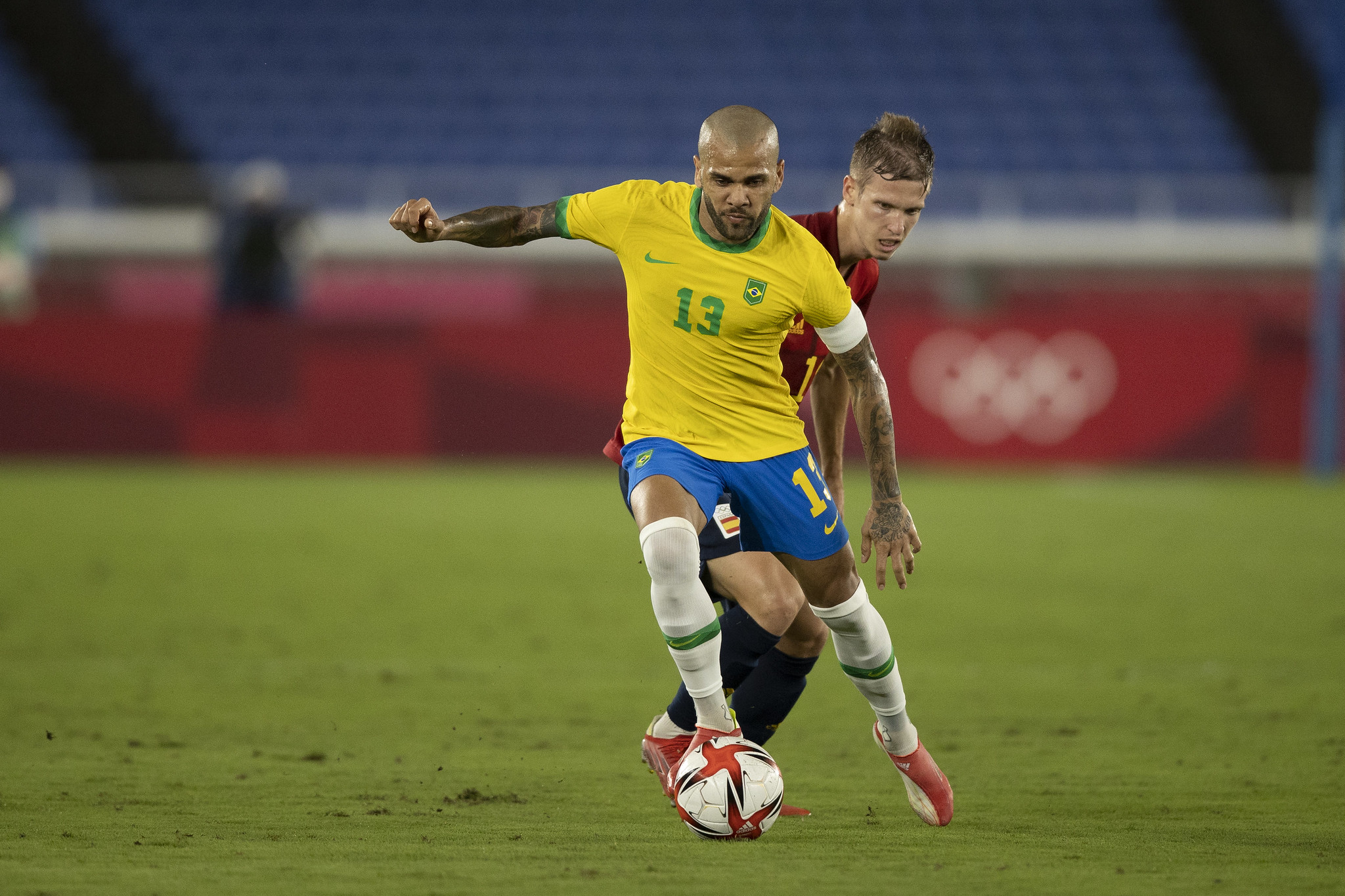 André Jardine comenta convocação de Daniel Alves e reforça: ‘Em sua posição, o melhor do mundo’