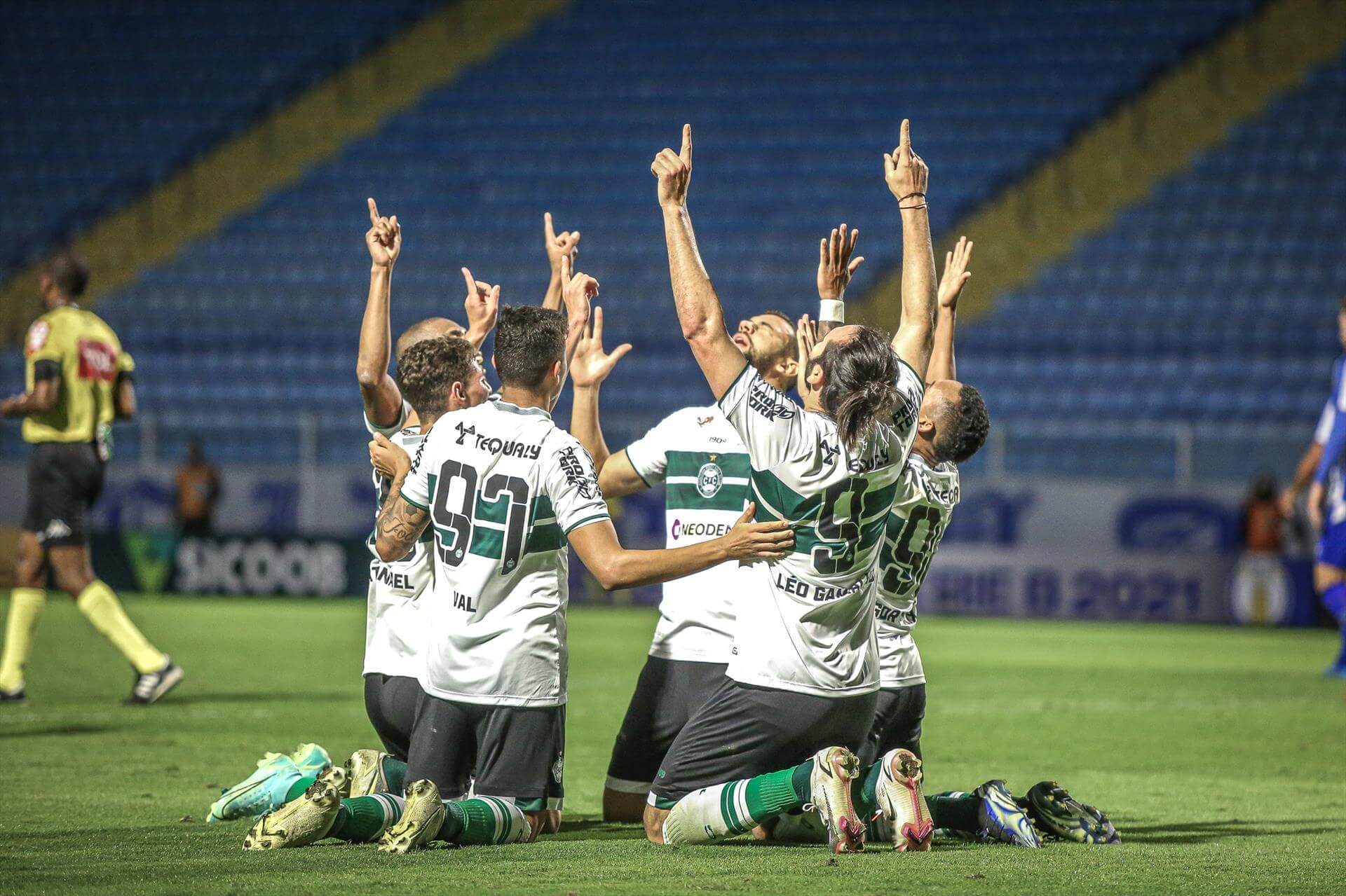 Série B: Focado no acesso, Coritiba “ignora” sondagens por três jogadores