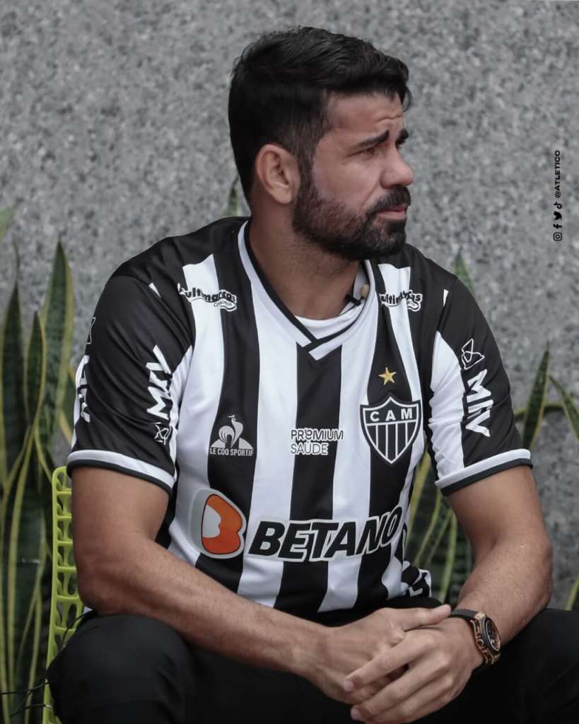 Diego Costa faz tratamento intensivo no Atlético-MG para enfrentar o Palmeiras