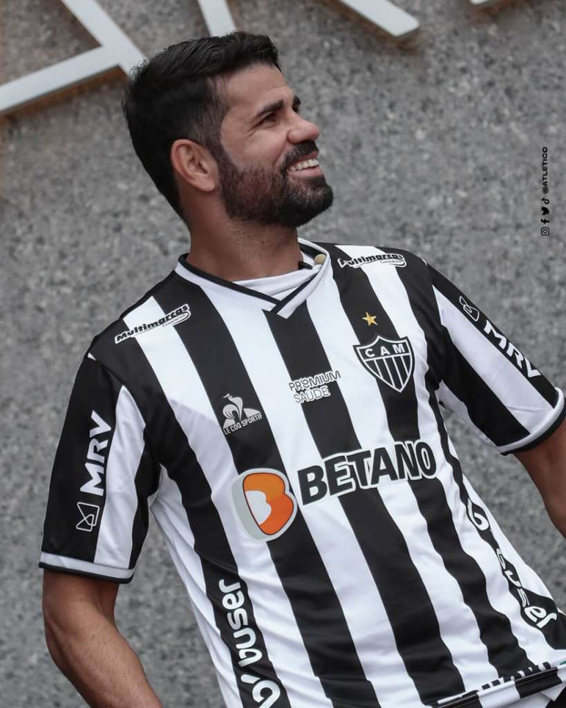 Apresentado no Atlético-MG, Diego Costa elogia torcida: ‘Fiquei impressionado’