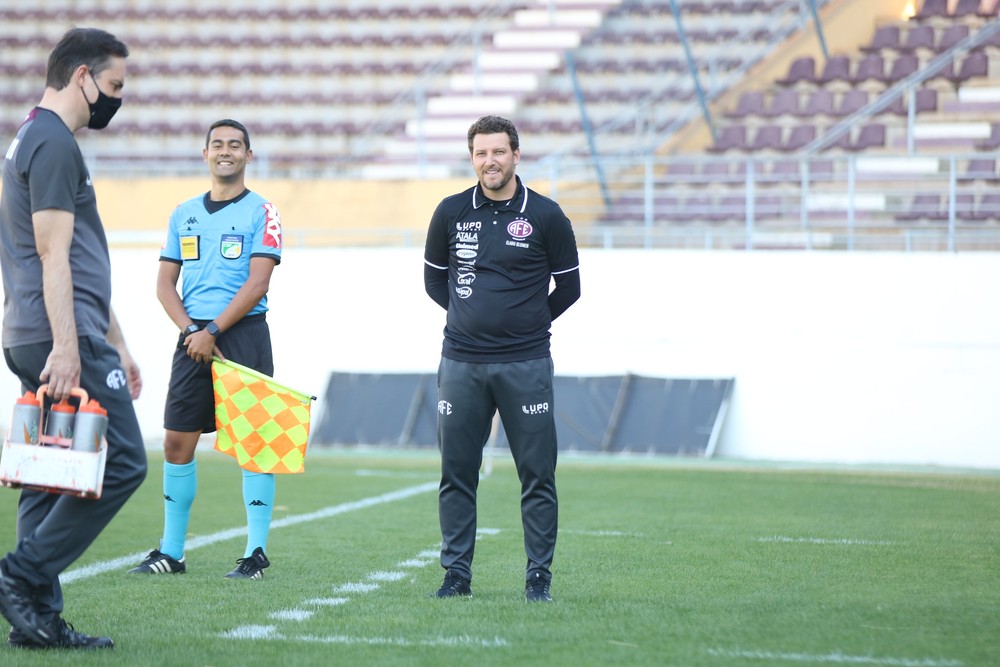 Série D: Técnico destaca defesa da Ferroviária, que não sofre gols há 11 jogos