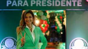 Emocionada em posse no Palmeiras, Leila quer pintar 'mundo de verde' no Mundial