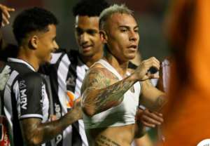Herói na classificação do Atlético-MG, Vargas curte bom momento: 